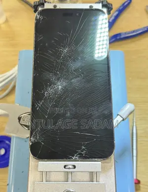 iPhone Broken Back or Screen Repair Service