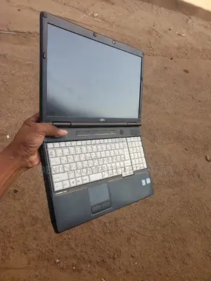 Laptop Fujitsu Lifebook A532 4GB Intel Core I5 HDD 350GB