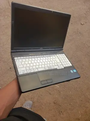 Laptop Fujitsu Lifebook A532 4GB Intel Core I5 HDD 350GB