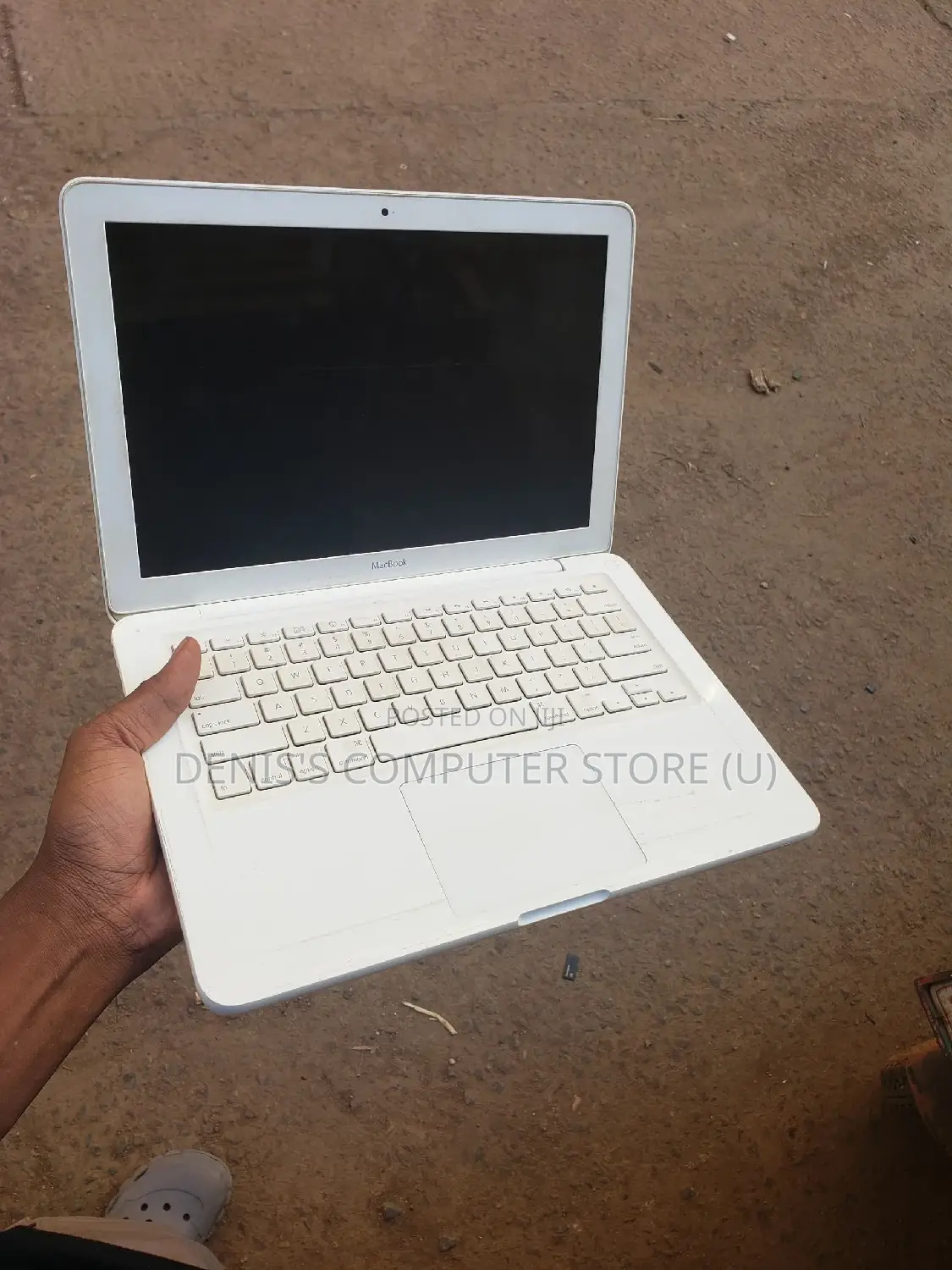 Laptop Apple MacBook 4GB Intel Core I3 SSD 320GB