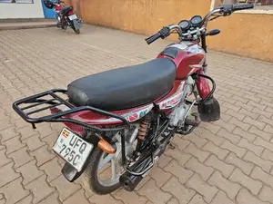 Bajaj Boxer 2023 Red