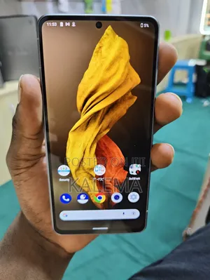 Sharp Aquos R6 128 GB Silver