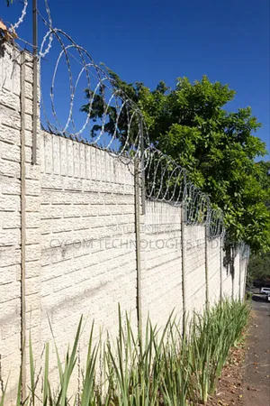Razor Wire Non Rusting 6.5 MTRS