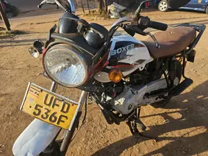 Bajaj Boxer 150 UG 2021 White