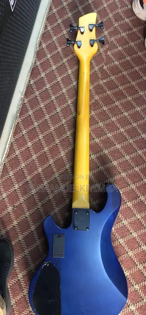 Base Guitar With 4active Strings