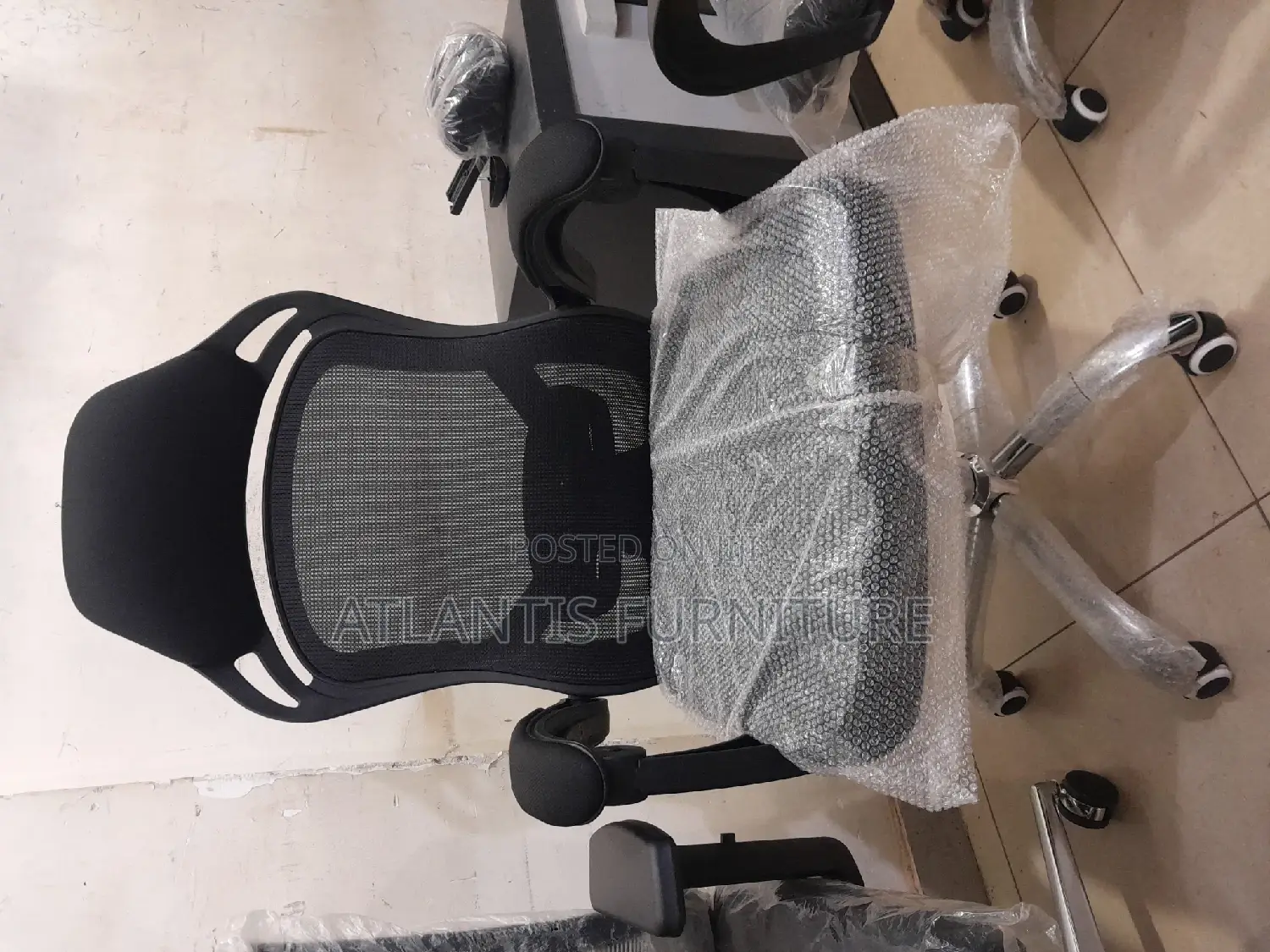 Sealed Headrest Office Chair