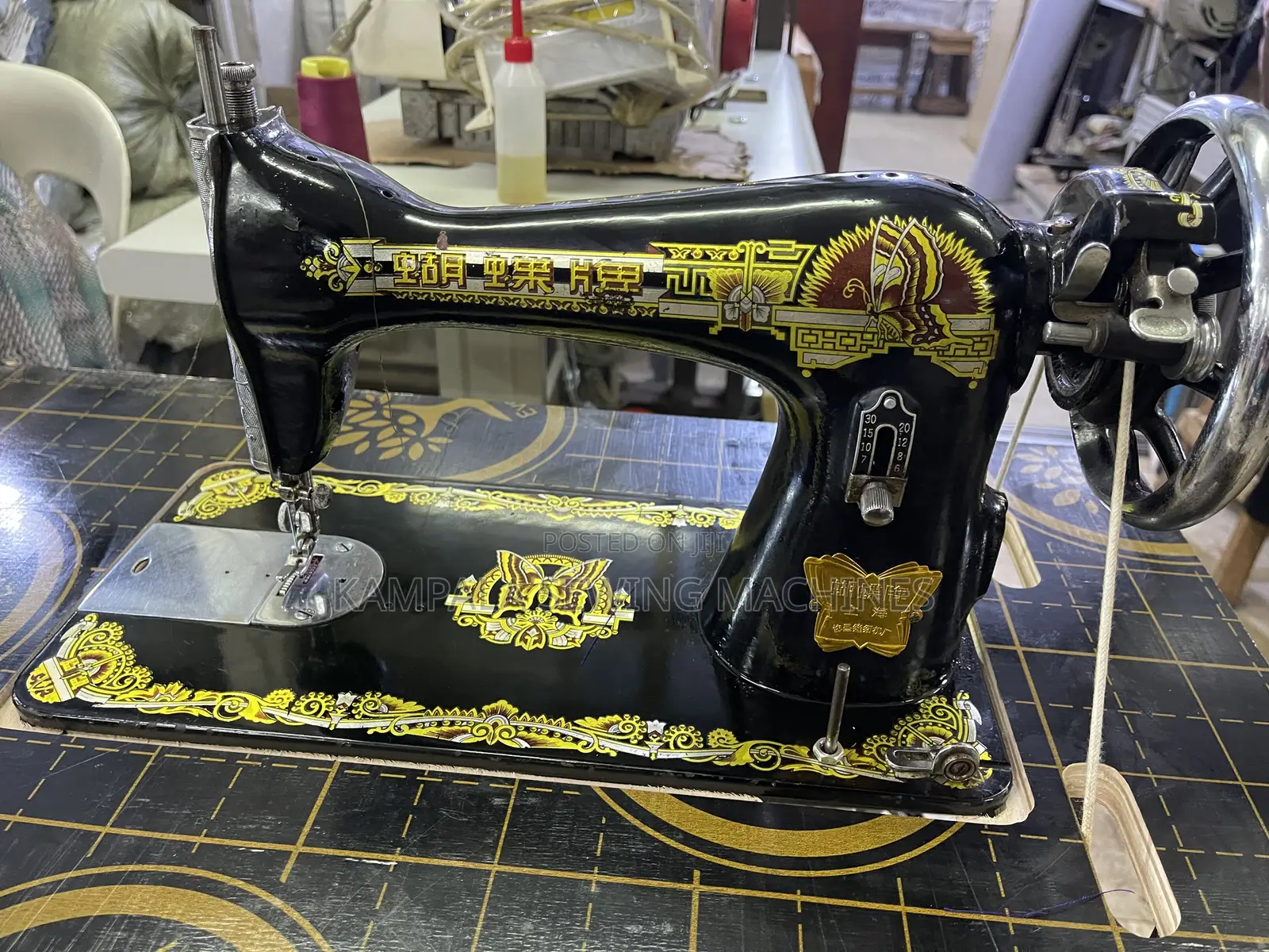 JA2-1 Japan Sewing Machines With the Stand