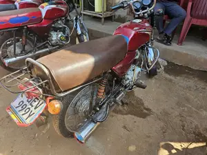 Bajaj Boxer 2019 Red