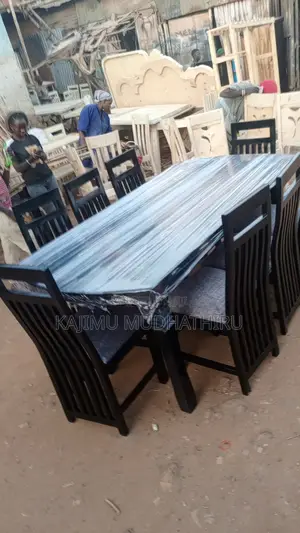 Dinning Table 8seater Available