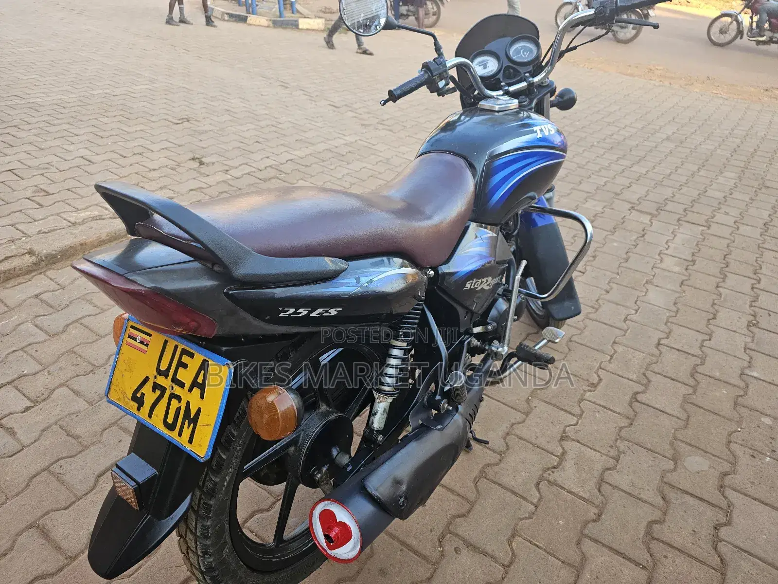 TVS HLX 125 2017 Blue