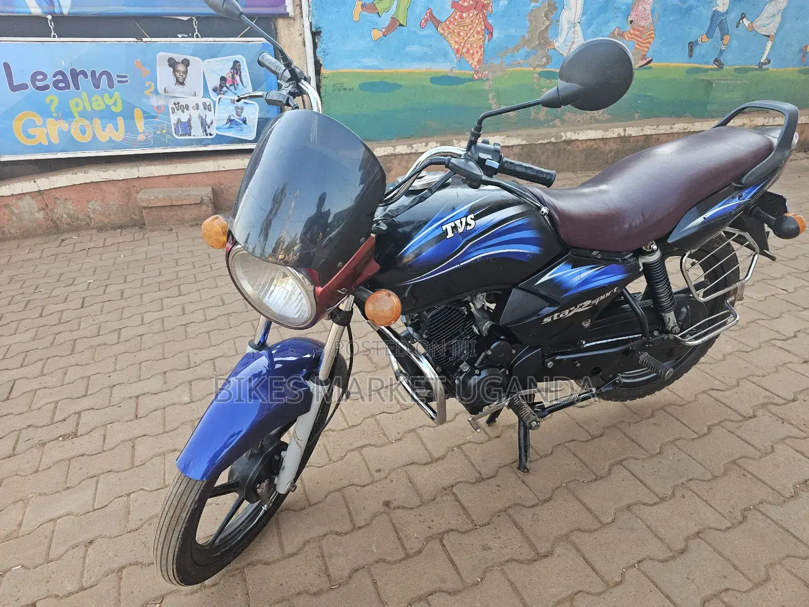 TVS HLX 125 2017 Blue
