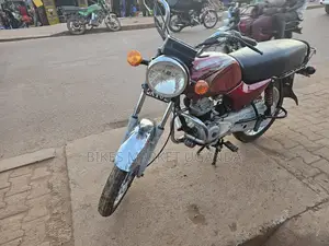 Bajaj Boxer 100 2016 Red