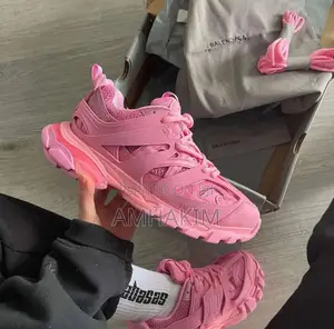 Classic Balenciaga Track Sneakers in Stock