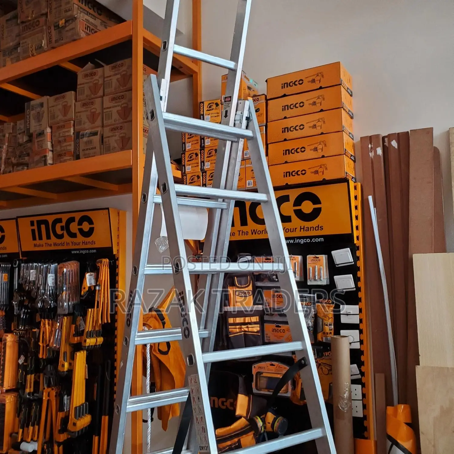 Ingco Double Side Ladder (HLAD03391) 3×9steps High