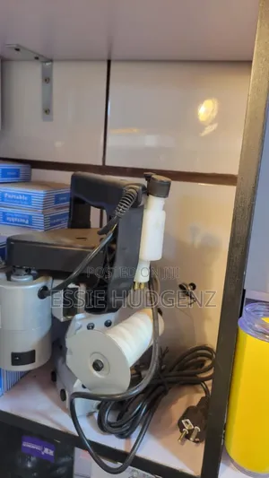Portable Bag Closer Sewing Machine (Handheld)
