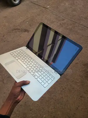 Laptop HP Envy 17t 8GB Intel Core I5 HDD+SSD 500GB