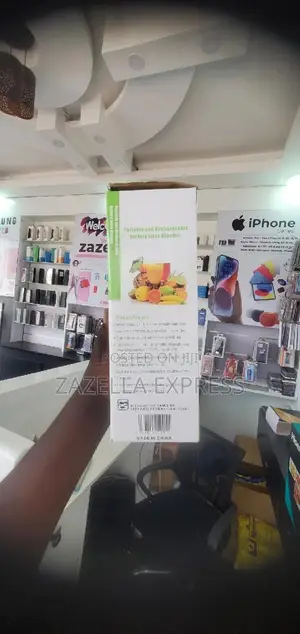 Portable and Rechargeable Battery Blender