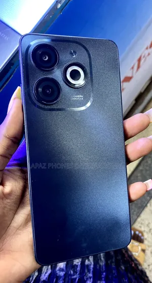 Infinix Smart 8 64 GB Black