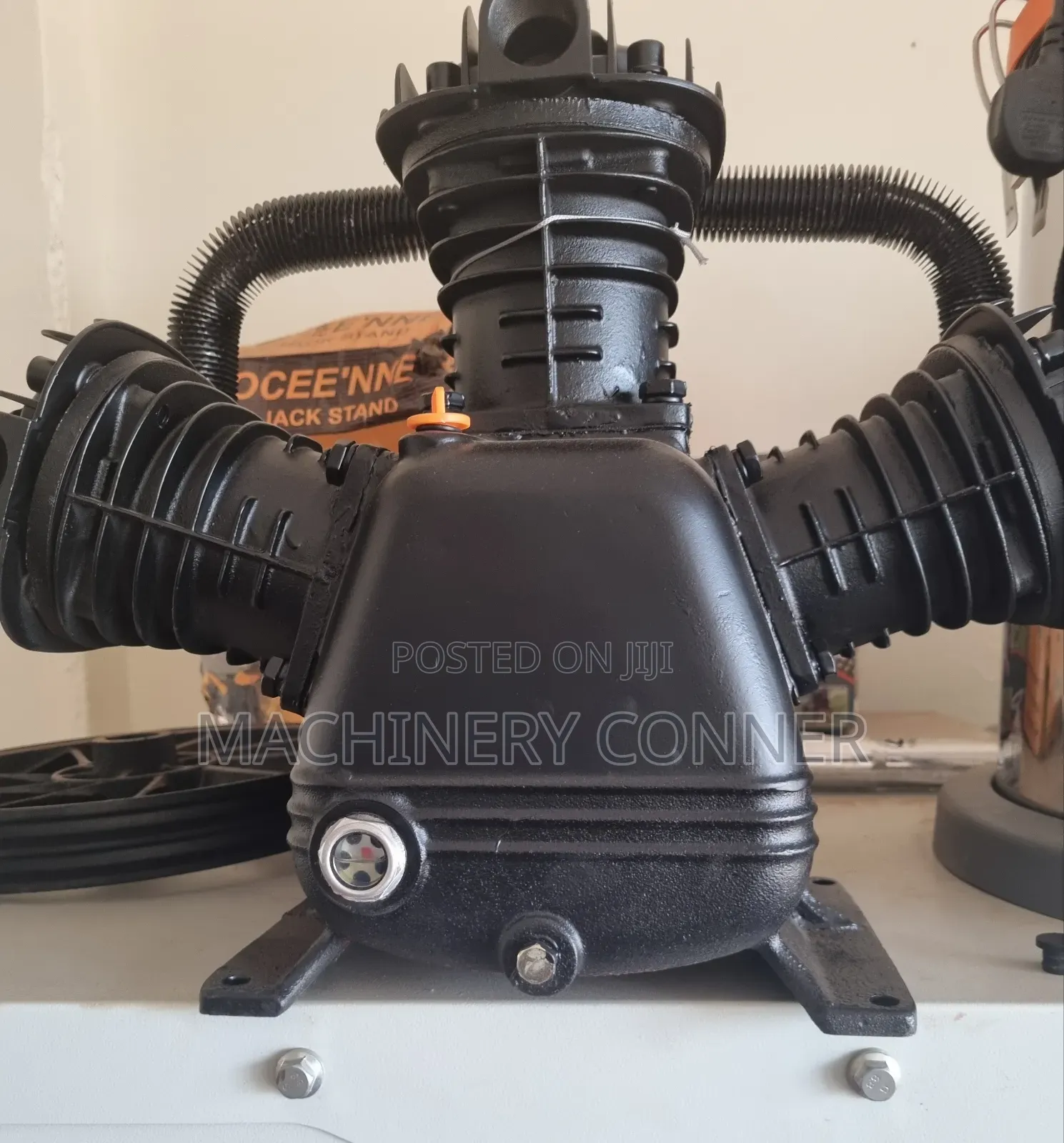 3 Head Engine