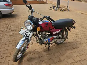 Boss Hoss BH3 2023 Red