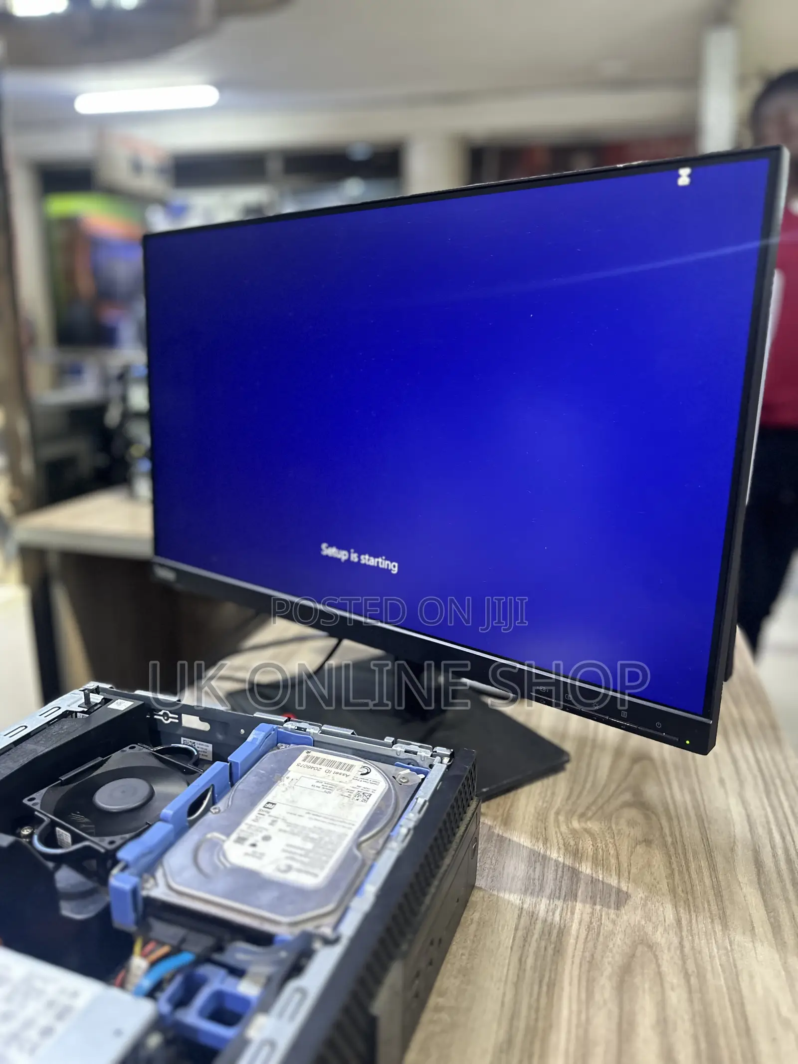 24 Inch Lenovo Ips