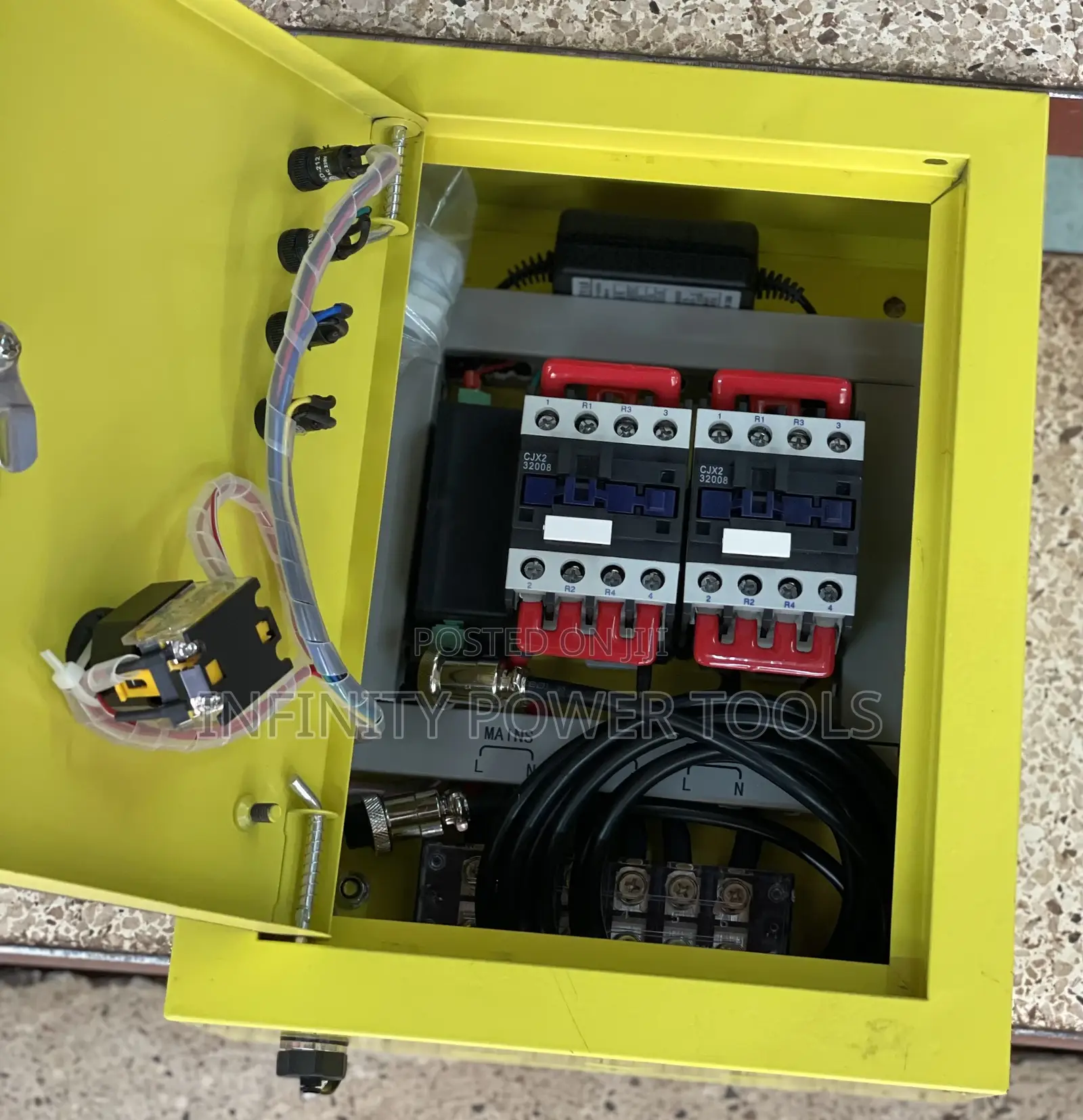 Automatic Transfer Switch(ATS)
