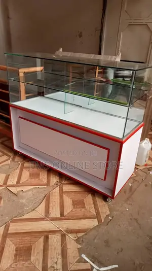 Glass Counter Table 4ft With Lighting