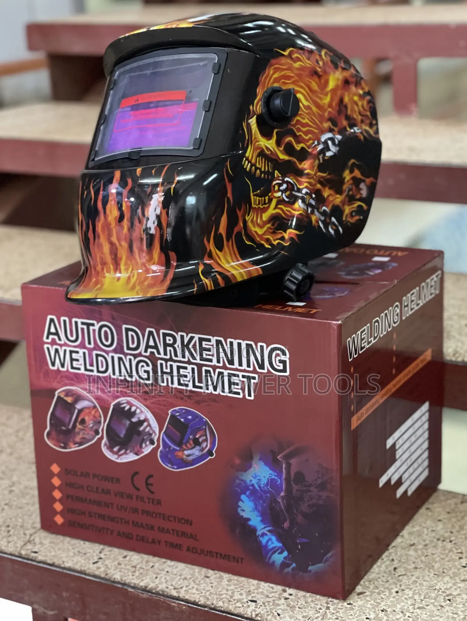 Auto Darkening Welding Helmet