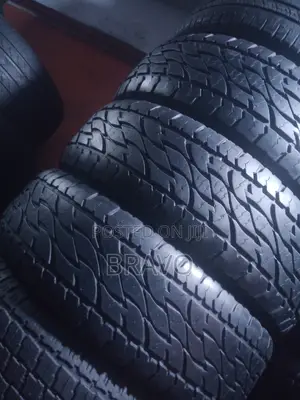 265/70r16 Dunlop for Land Cruiser.
