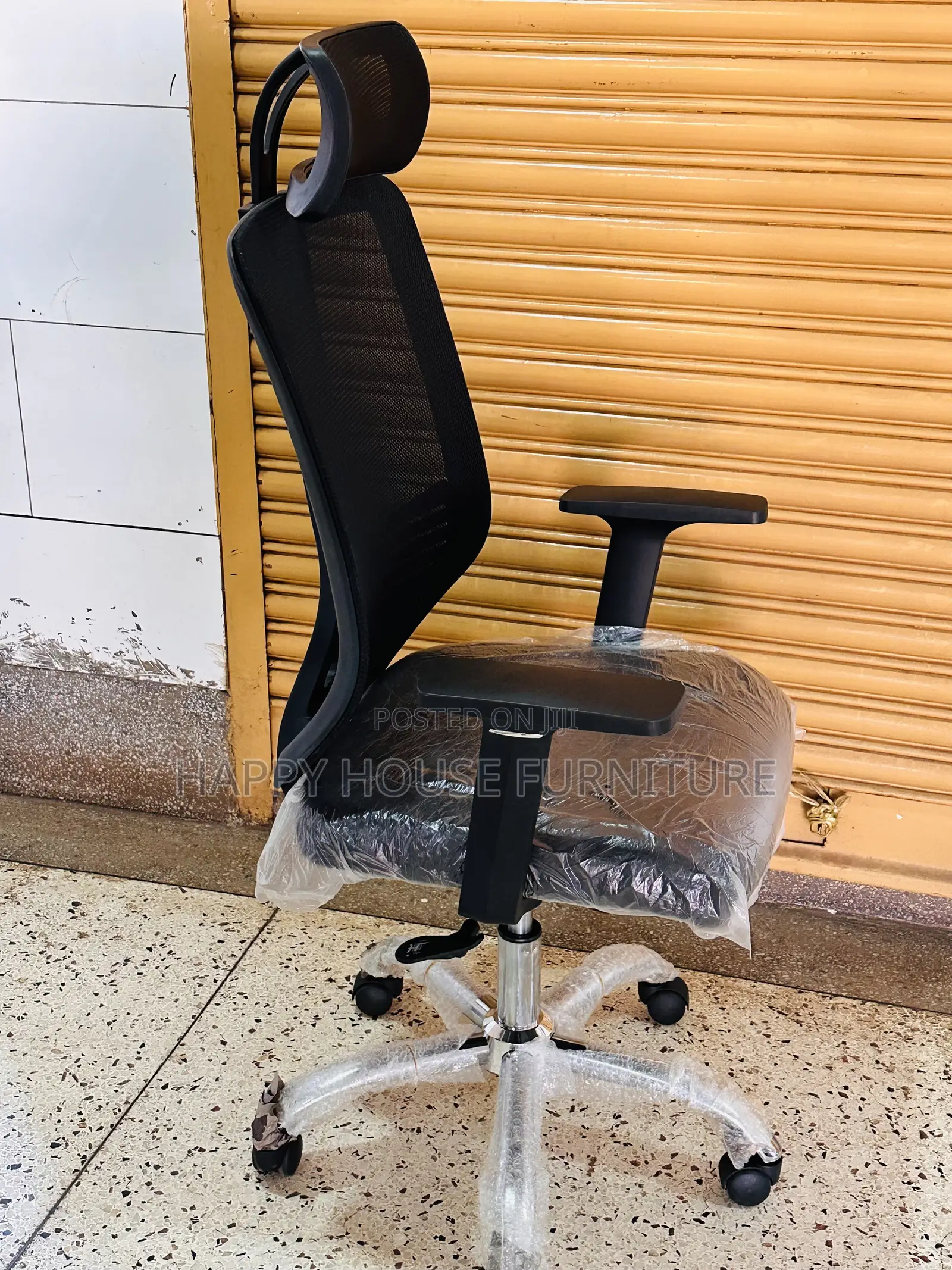 Mesh Office Chair (With Head Rest)