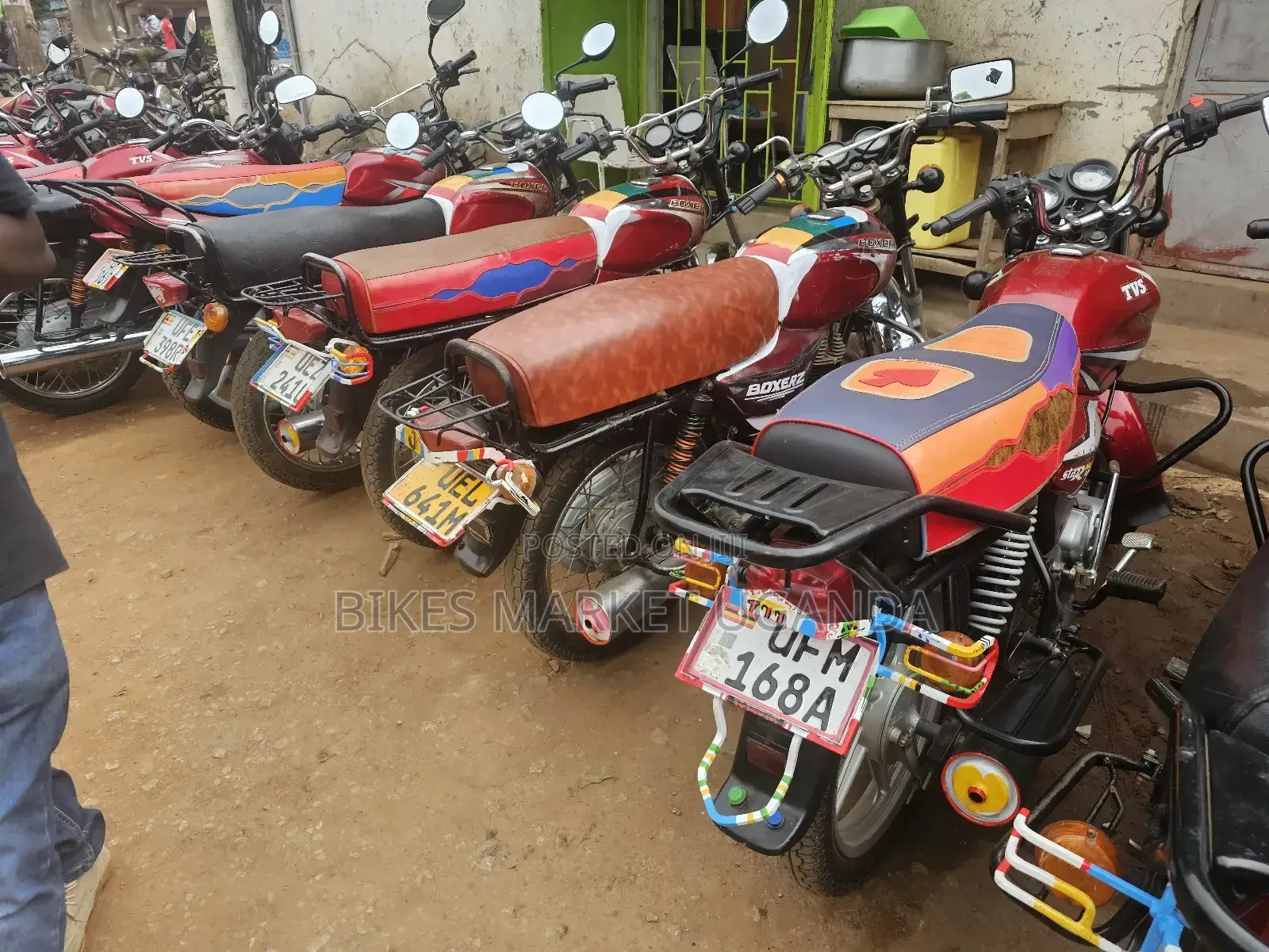 Bajaj Boxer 2022 Red