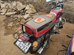 Bajaj Boxer 2019 Red