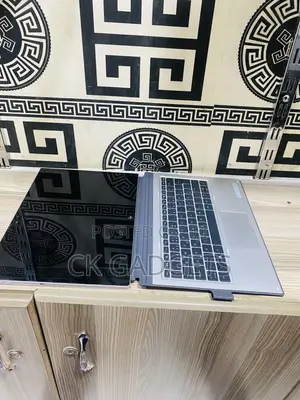 New Laptop HP X2 8GB Intel Core I7 HDD+SSD 500GB