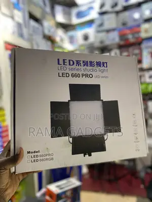 LED 660 Pro Studio Video Light