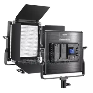 LED 660 Pro Studio Video Light