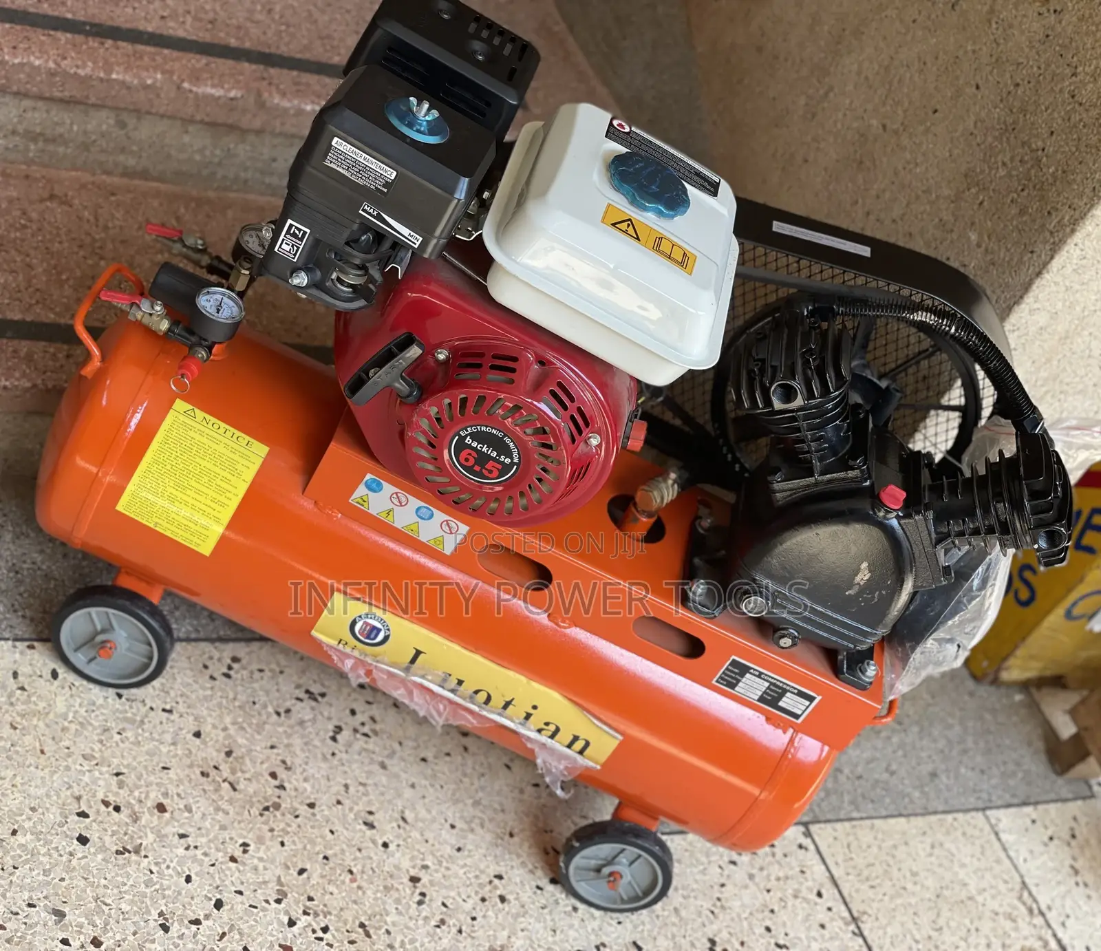 Air Compressor (Z-0.17/8)