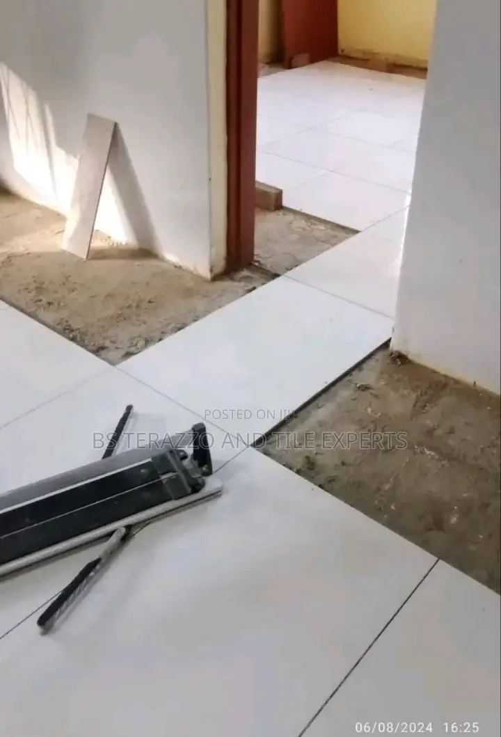 Tile Fixers Bst001
