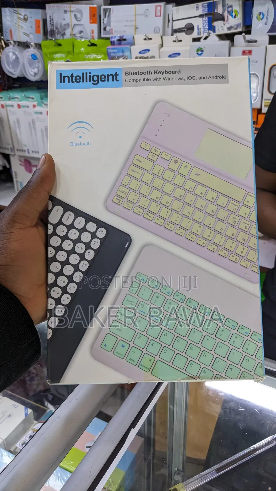 Bluetooth Keyboard Compatible With Ios and Android