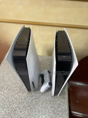 UK Used Play Station 5 With One Pad No Game