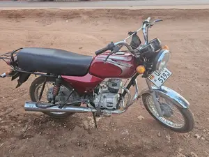 Bajaj Boxer 2023 Red