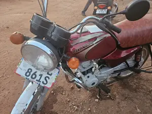 Bajaj Boxer 2023 Red