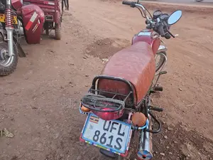 Bajaj Boxer 2023 Red
