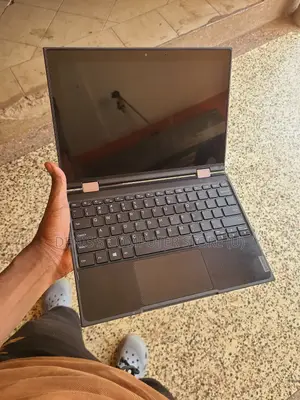 Laptop Lenovo 300e 4GB Intel Celeron SSD 256GB