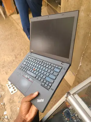 Laptop Lenovo ThinkPad T450 4GB Intel Core I5 HDD+SSD 500GB