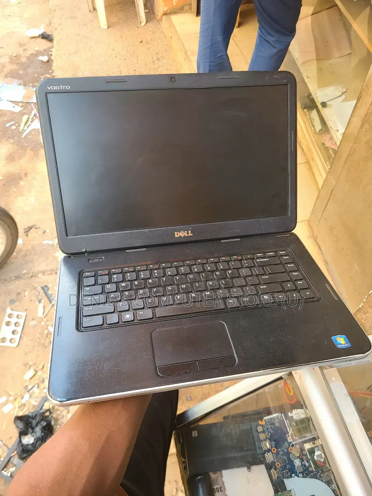 Laptop Dell Vostro 1014 4GB Intel Core I3 HDD 256GB