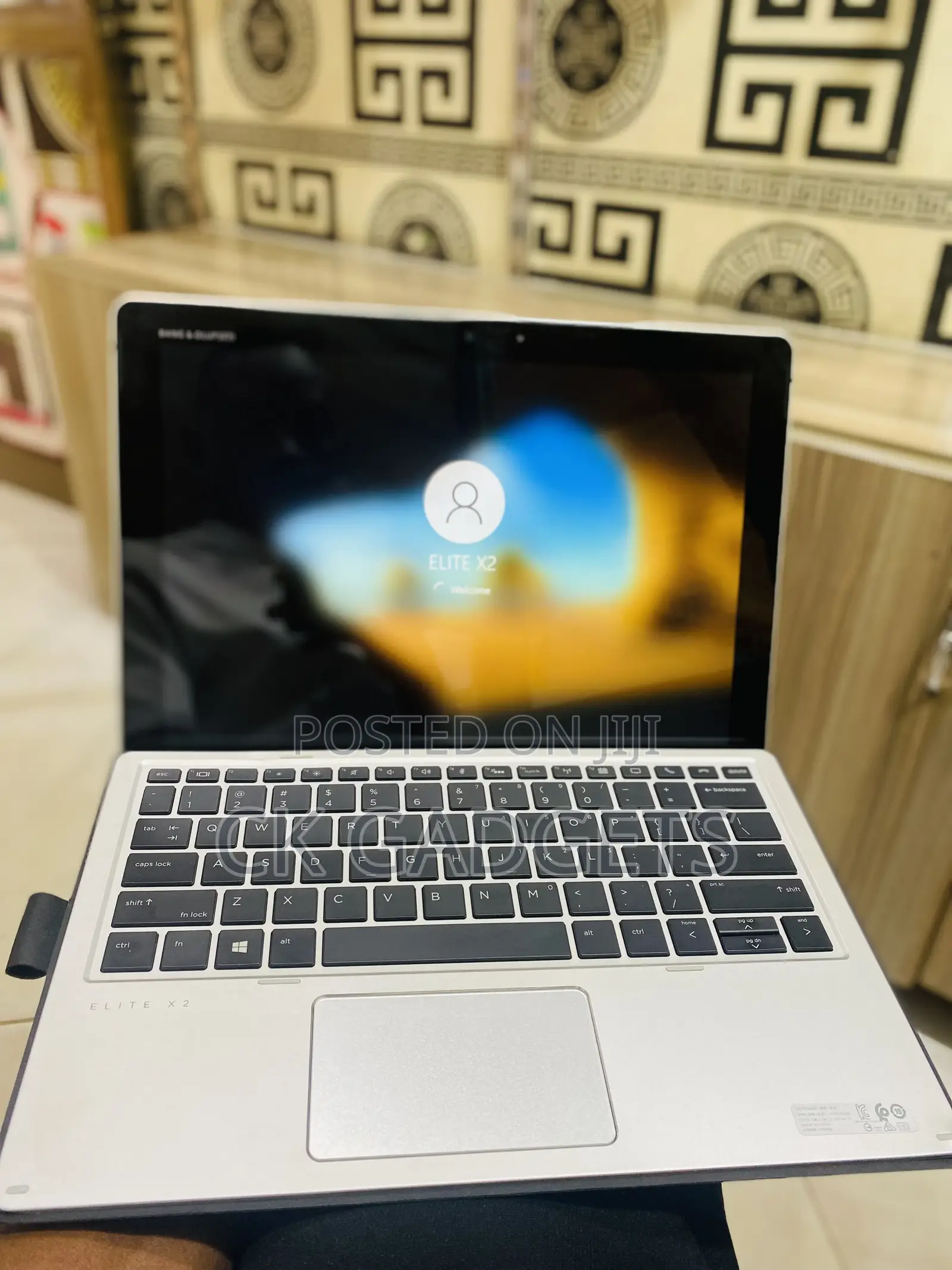 New Laptop HP X2 8GB Intel Core I5 SSD 256GB