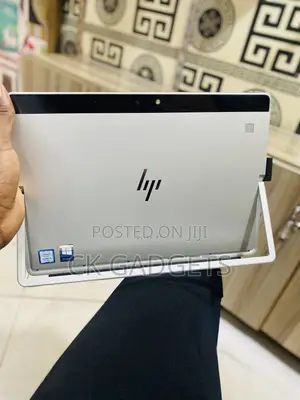New Laptop HP X2 8GB Intel Core I5 SSD 256GB