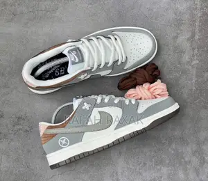 Original Nike SB Dunk Low Pro “Yuto Horigome” Sneakers