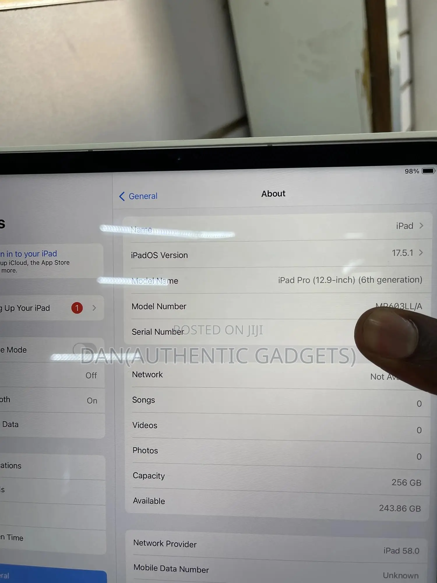 Apple iPad Pro 12.9 (2022) 256 GB Gray