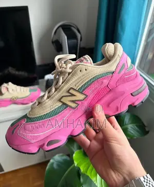 New Balance 1000 in Stock
